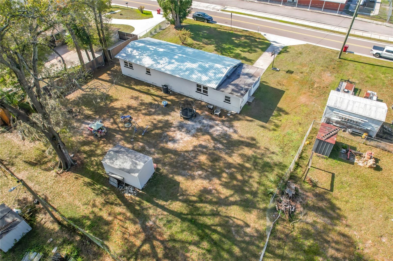 Image 32 of 33 For 708 Vermont Street