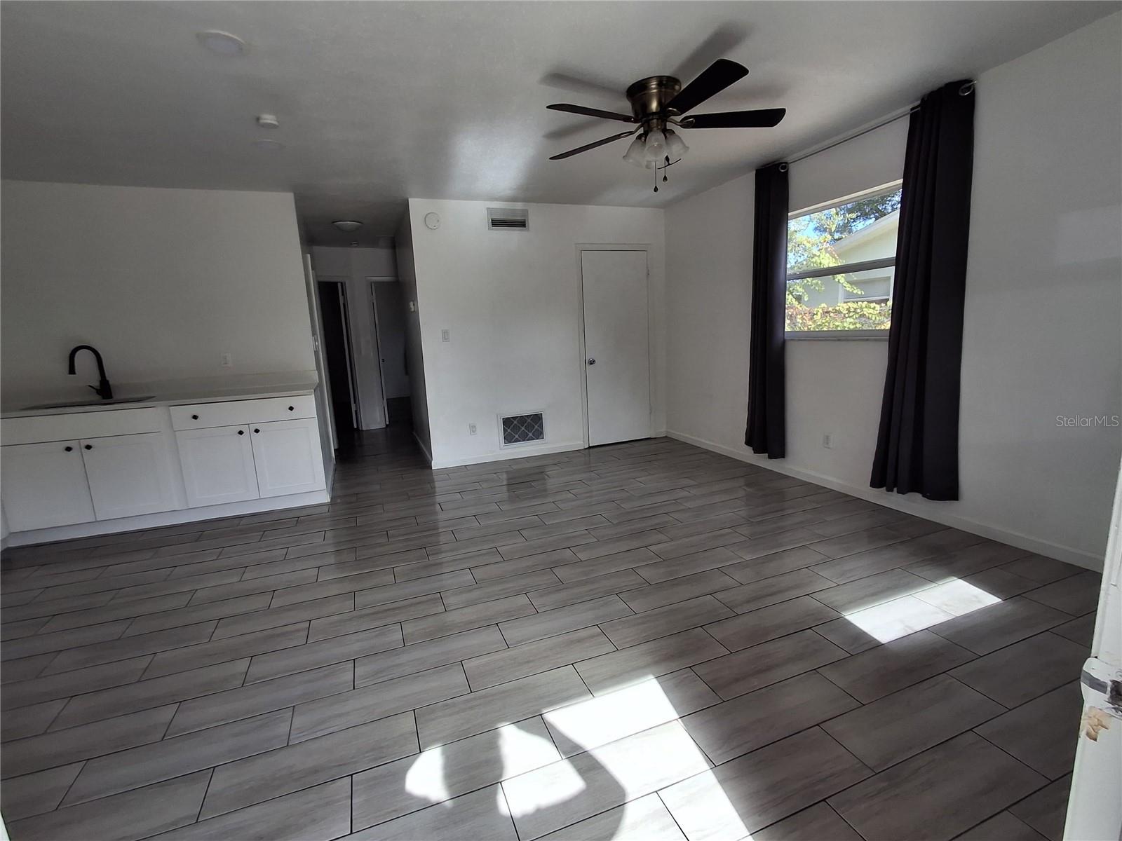 Image 7 of 12 For 6477 146th Avenue N B