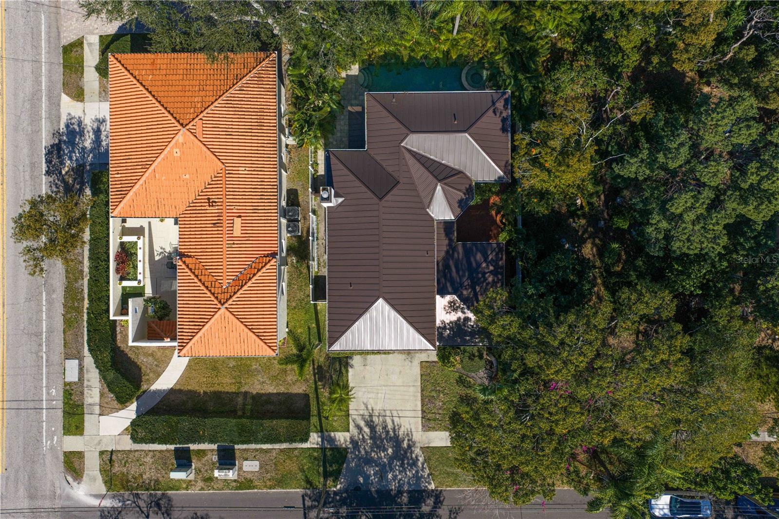 Listing photo id 70 for 3821 Santiago Street