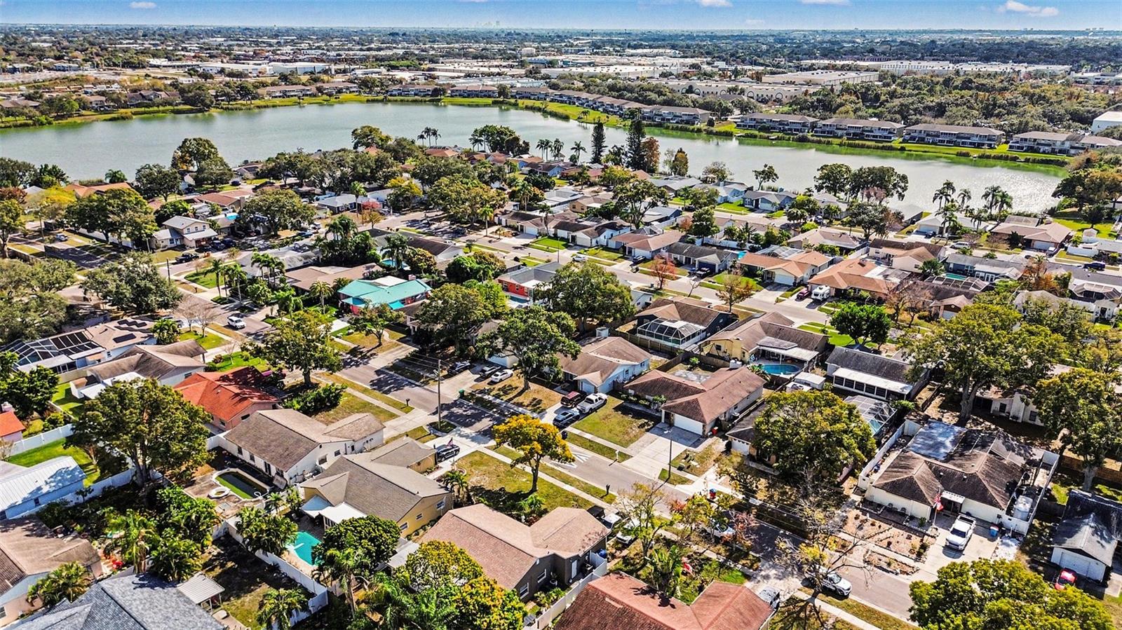 Image 33 of 35 For 8390 Somerset Drive