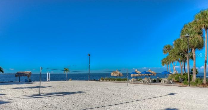 Image 14 of 17 For 2506 Rocky Point Drive 202