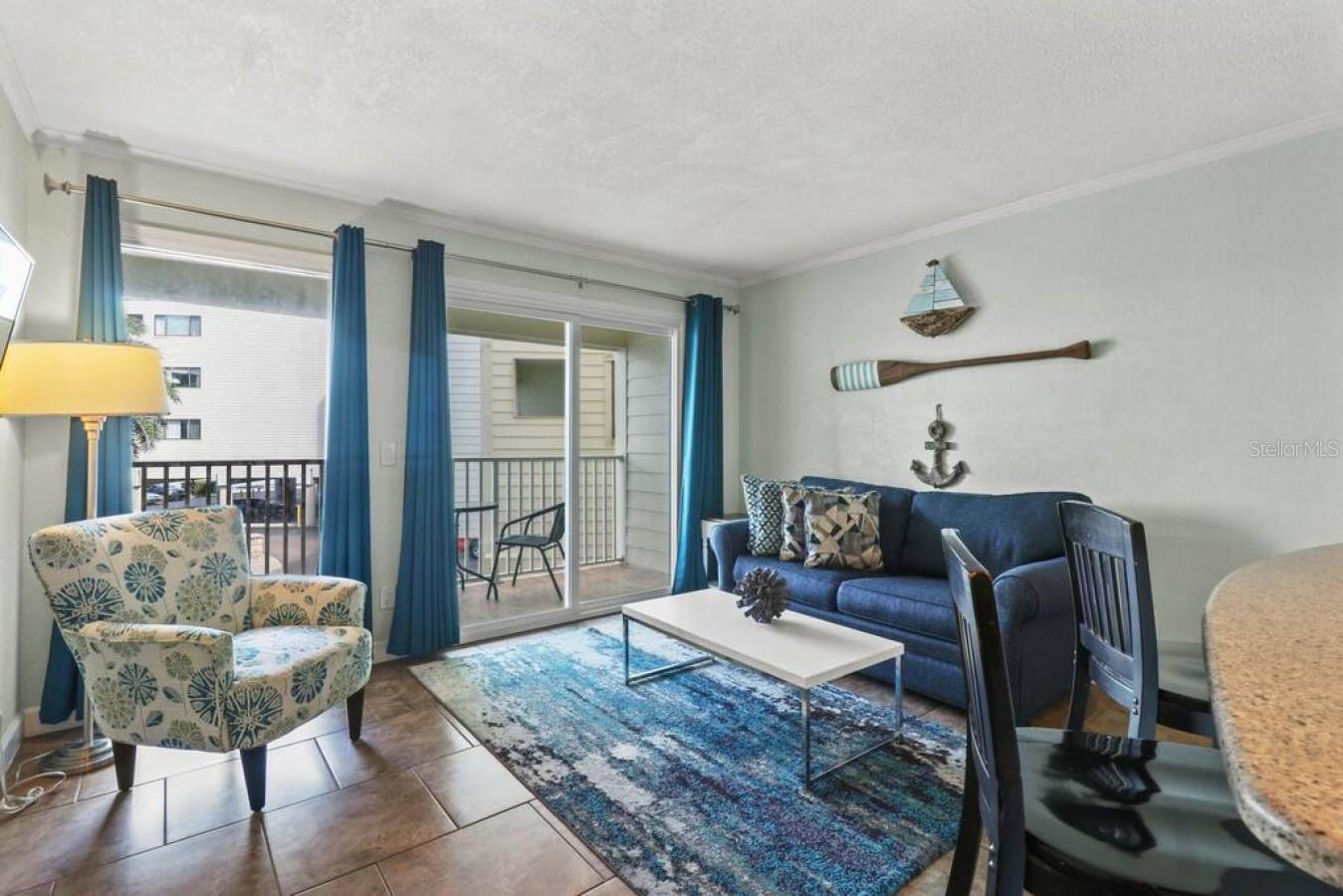 Image 4 of 17 For 2506 Rocky Point Drive 202