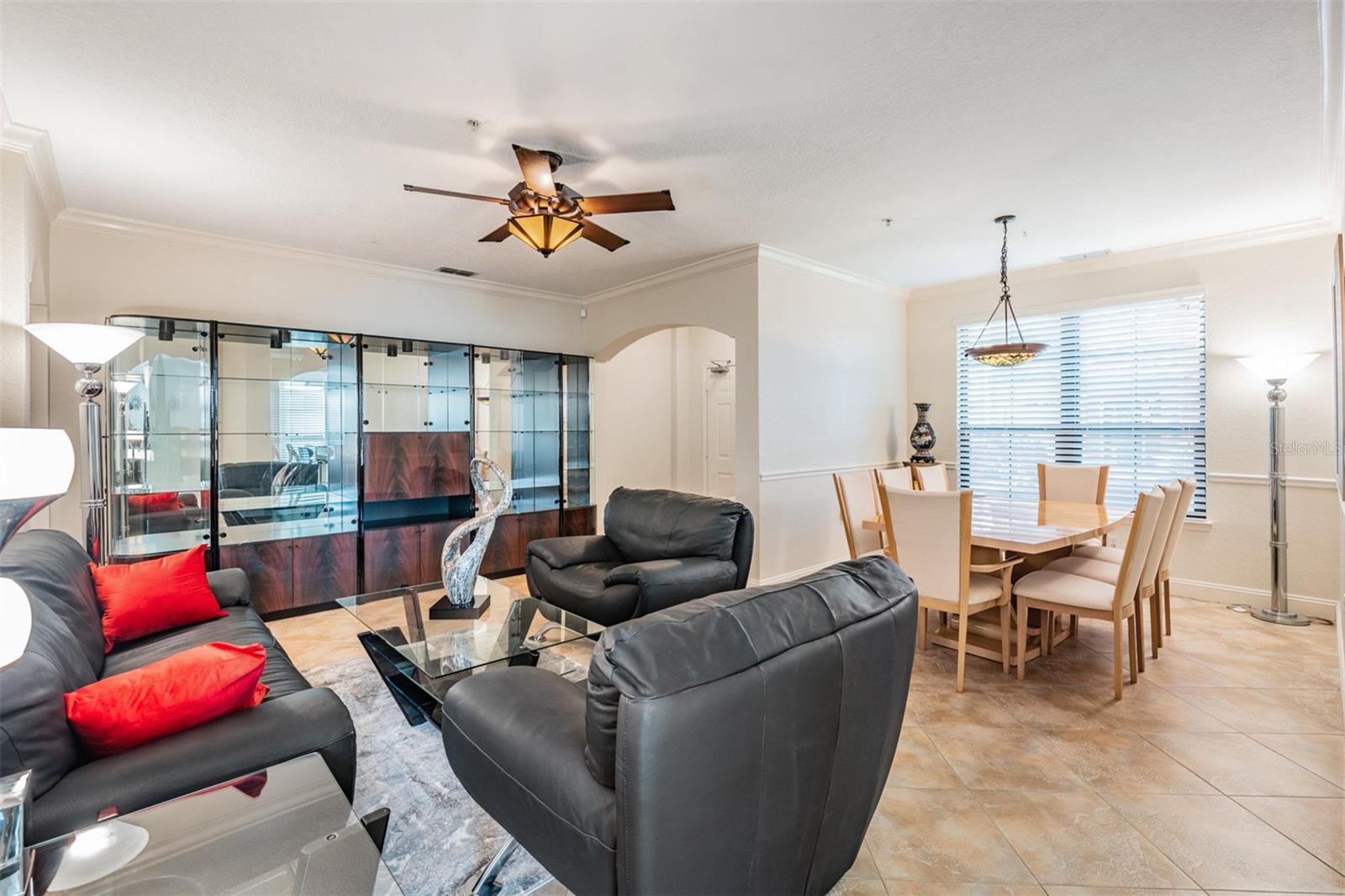 Image 15 of 58 For 2733 Via Cipriani  814a