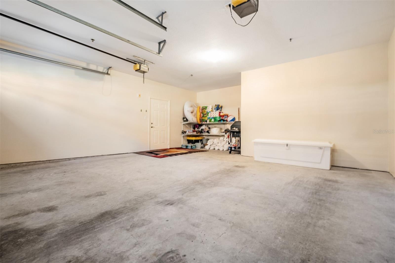 Image 31 of 58 For 2733 Via Cipriani  814a