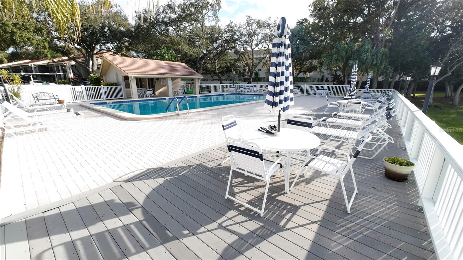 Image 20 of 20 For 2064 Grove Lane