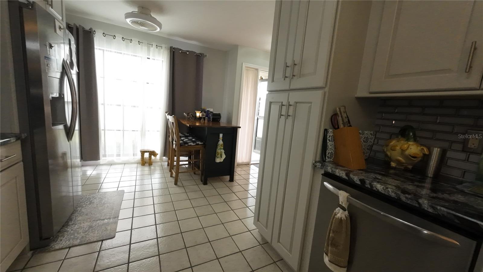 Image 7 of 20 For 2064 Grove Lane