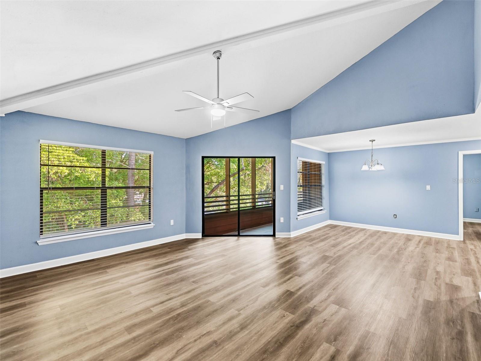 Image 2 of 30 For 1008 Lennox Road W