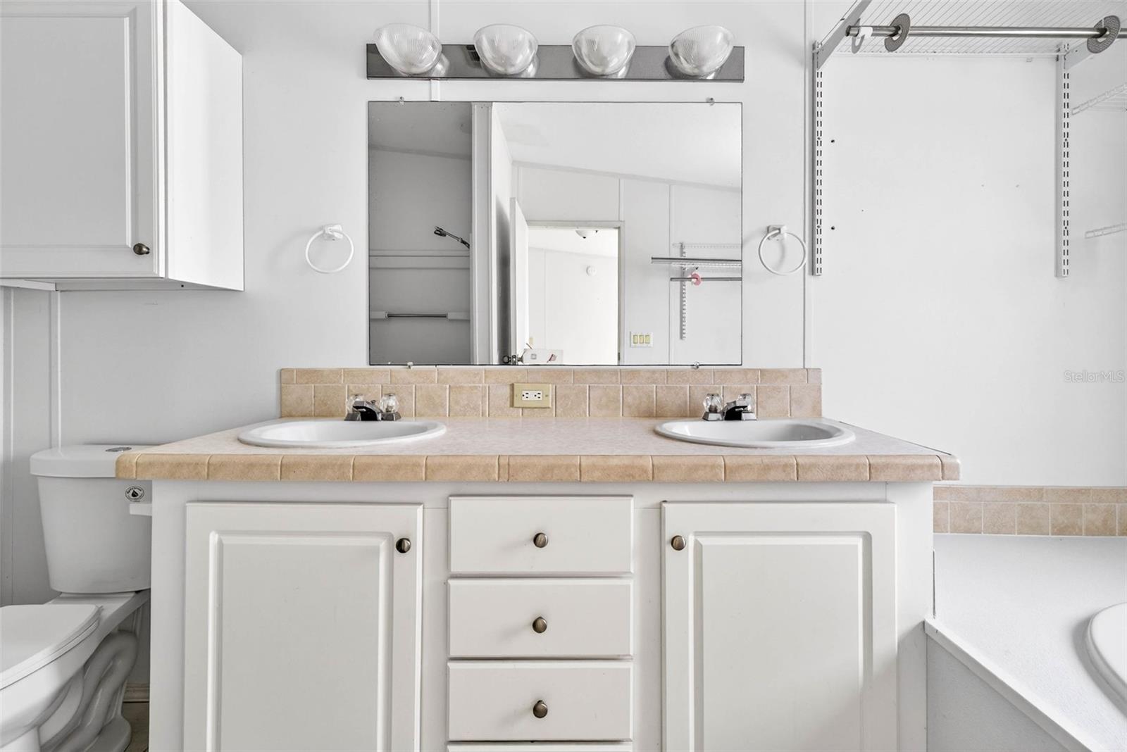 Image 12 of 24 For 6781 Grant Street