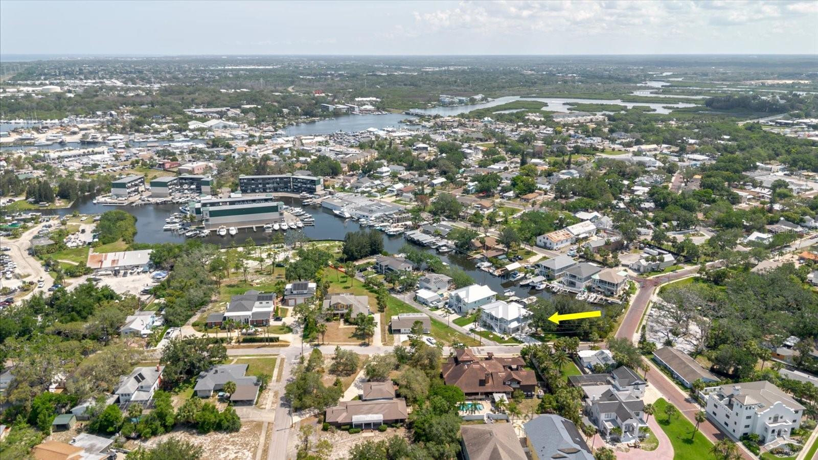 Image 2 of 75 For 216 High Street