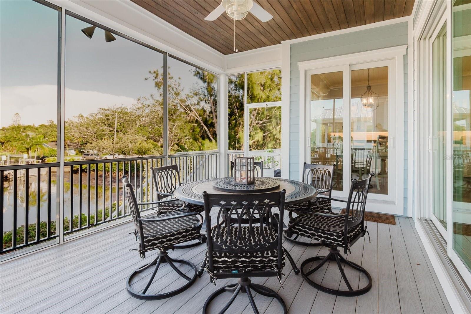 Image 28 of 75 For 216 High Street