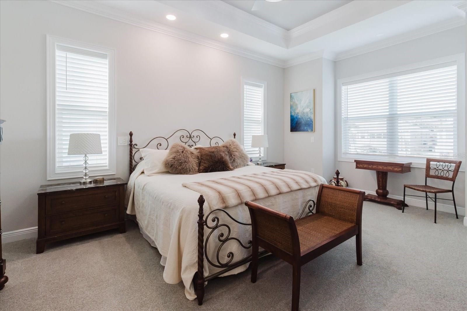 Image 32 of 75 For 216 High Street