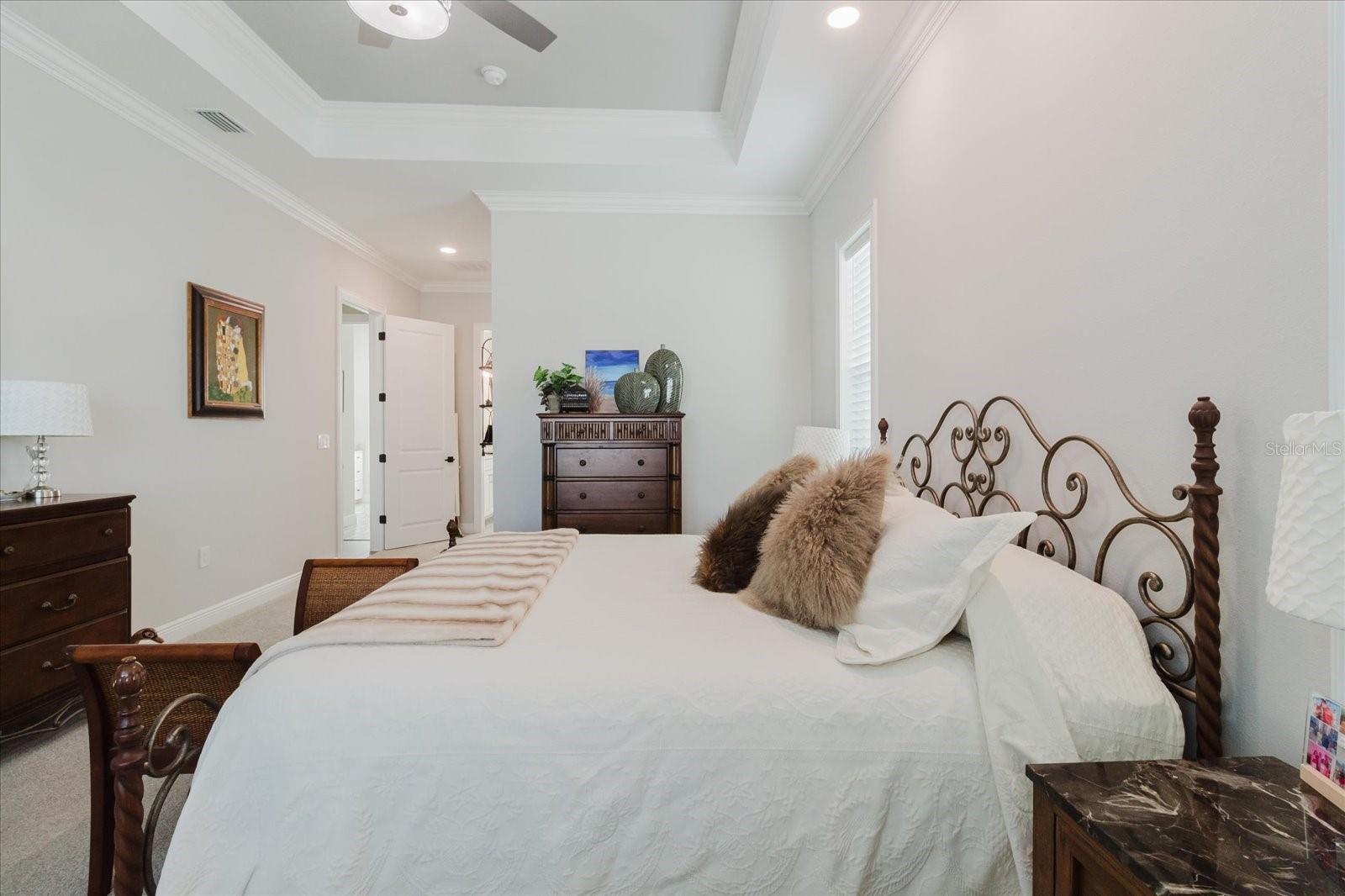 Image 34 of 75 For 216 High Street