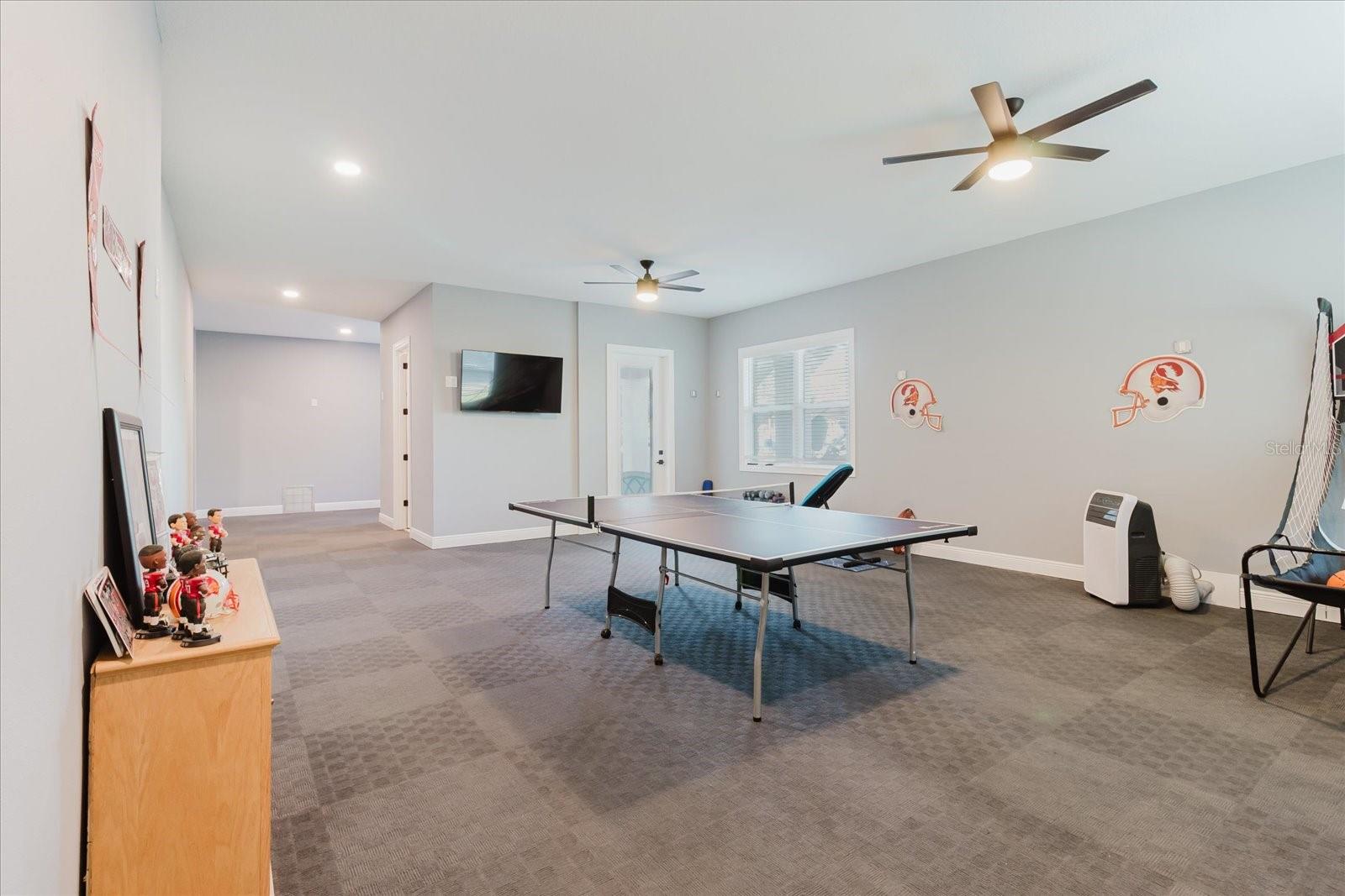 Image 48 of 75 For 216 High Street