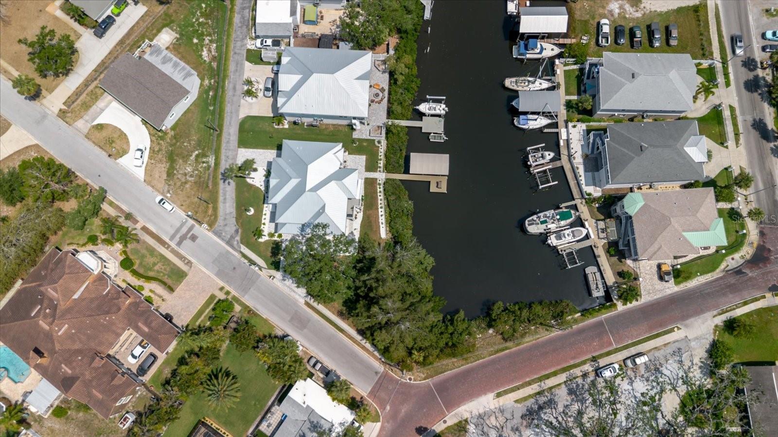 Image 66 of 75 For 216 High Street