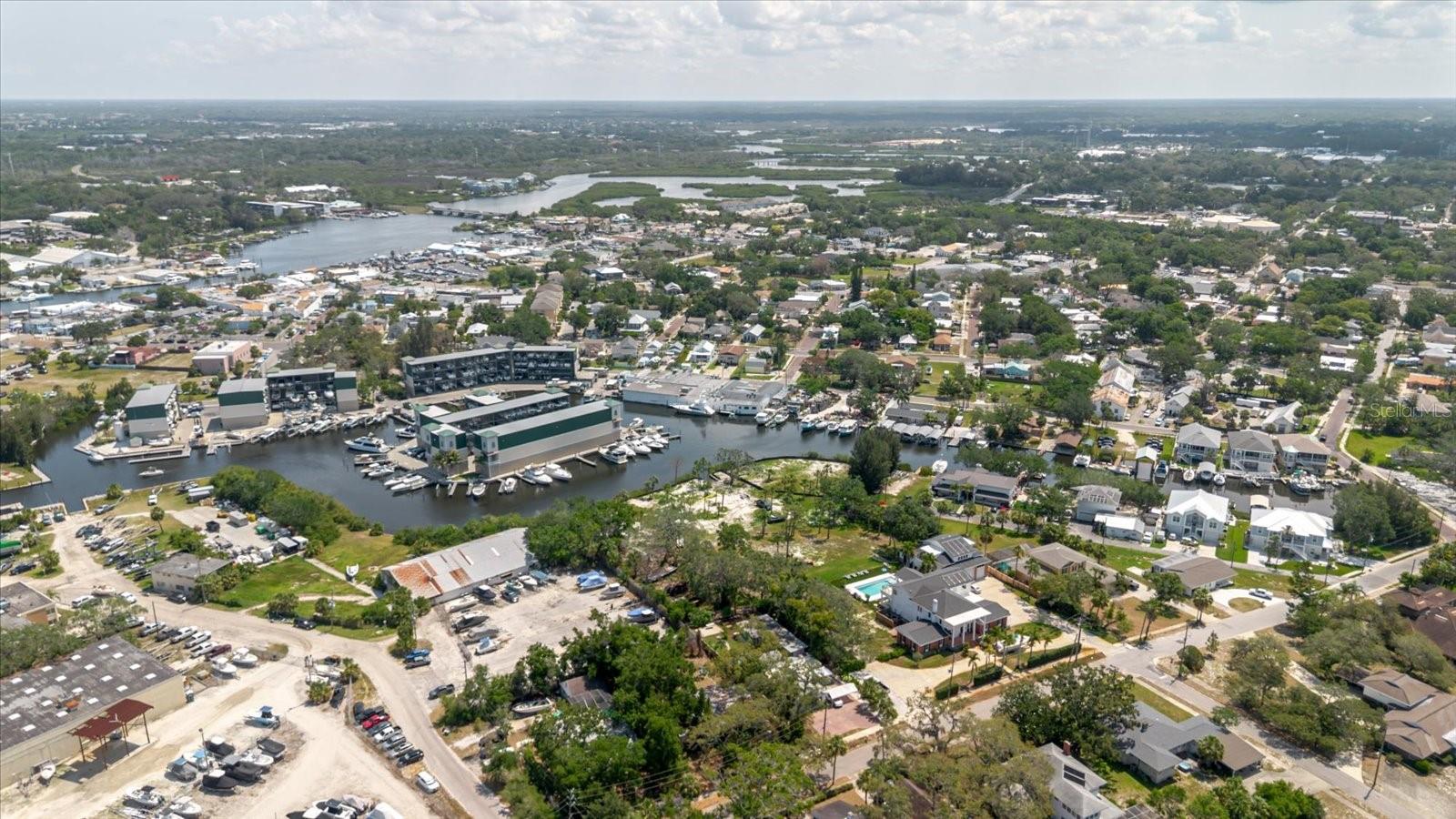 Image 71 of 75 For 216 High Street