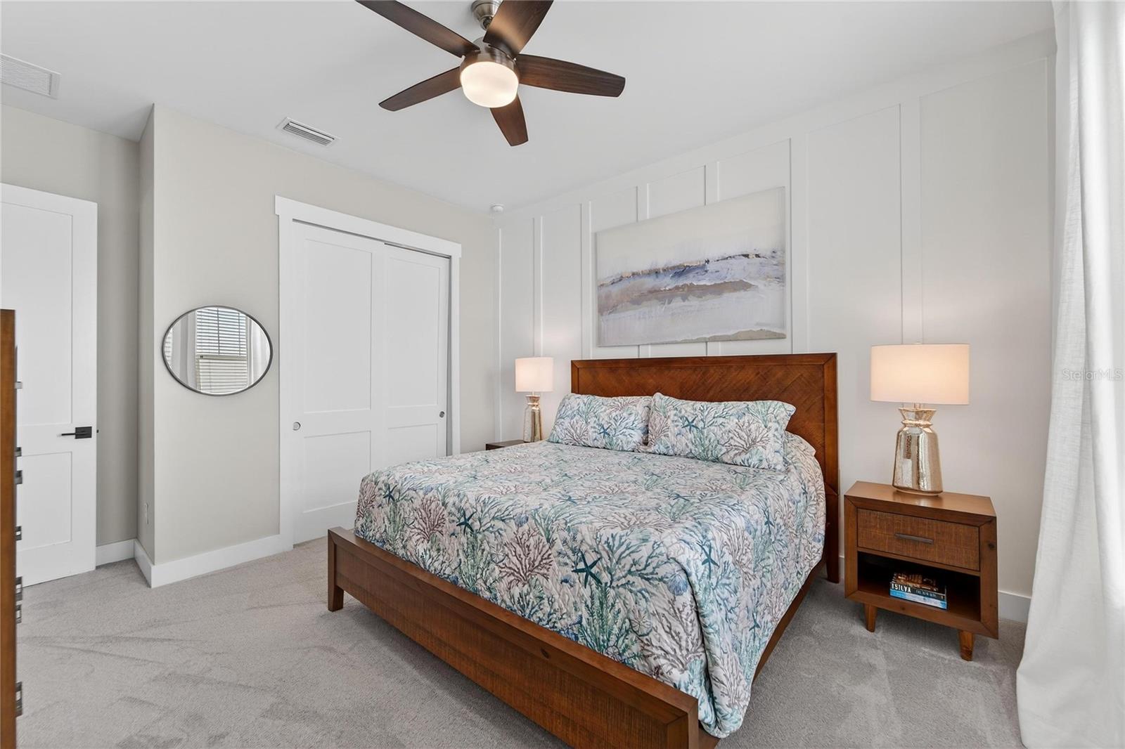 Listing photo id 43 for 613 Mirabay Boulevard