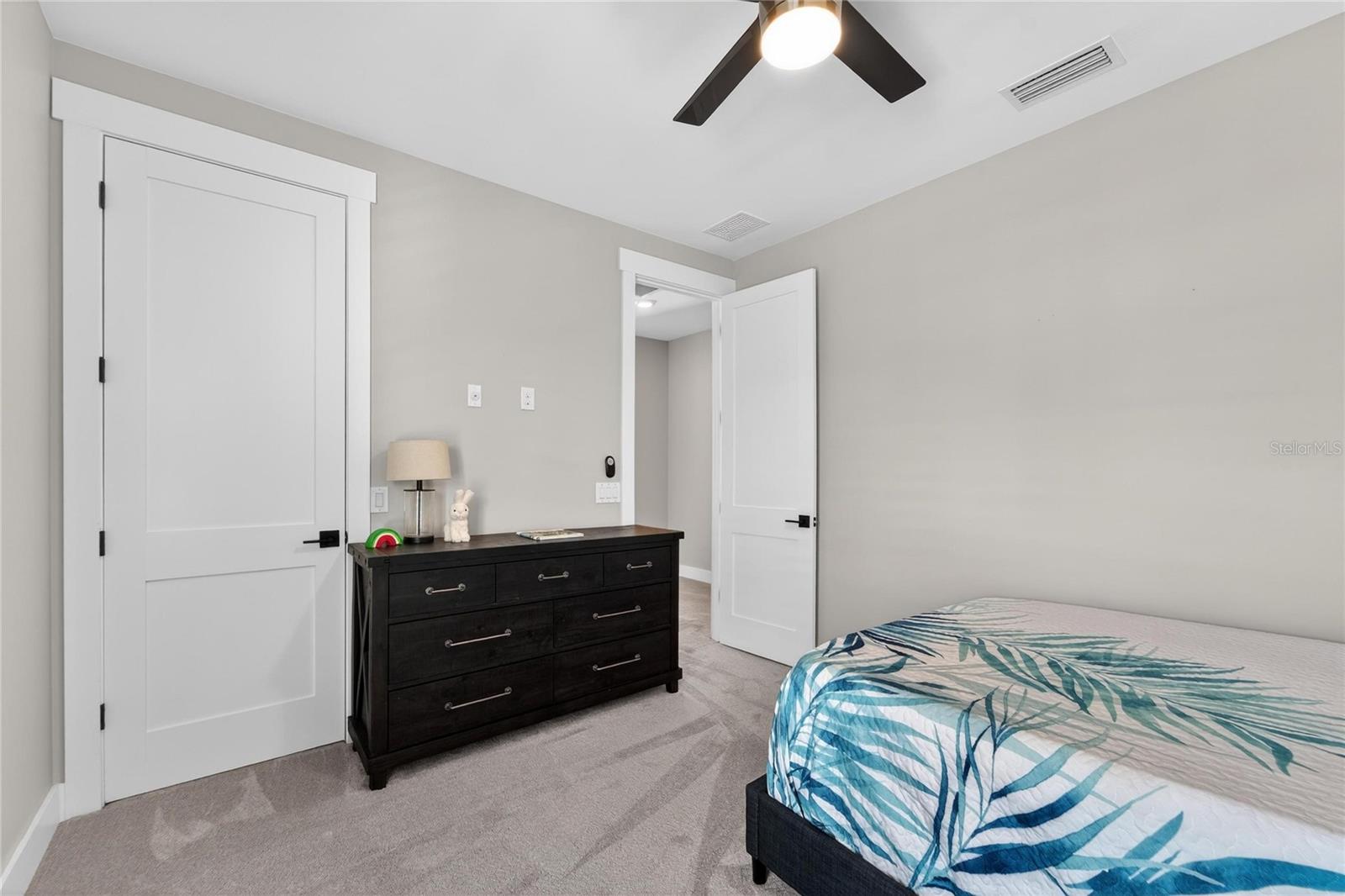 Listing photo id 58 for 613 Mirabay Boulevard