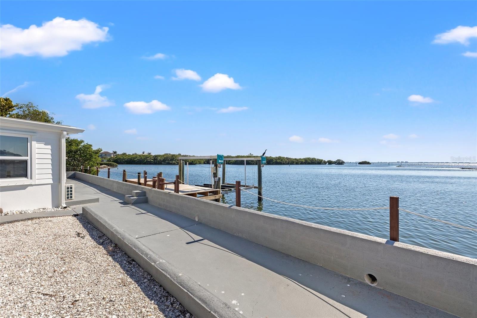 Image 3 of 7 For 6927 21st Street Sw