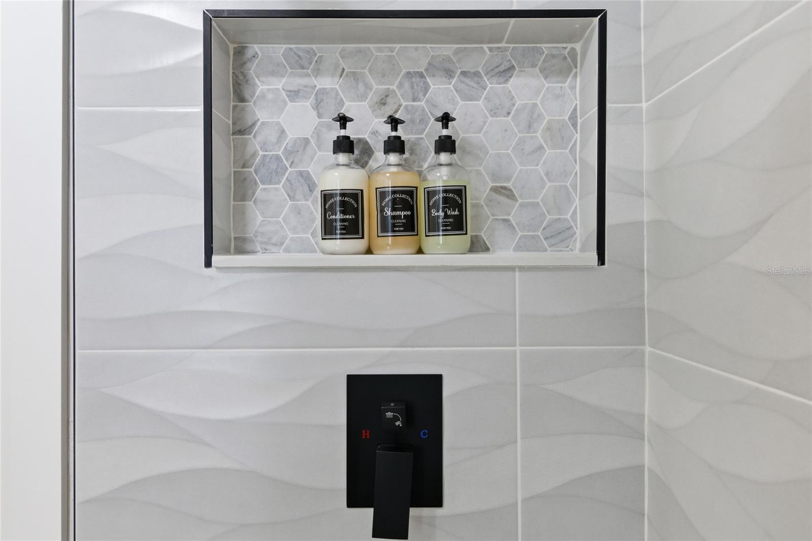 Image 10 of 22 For 16 Paradise Lane 107