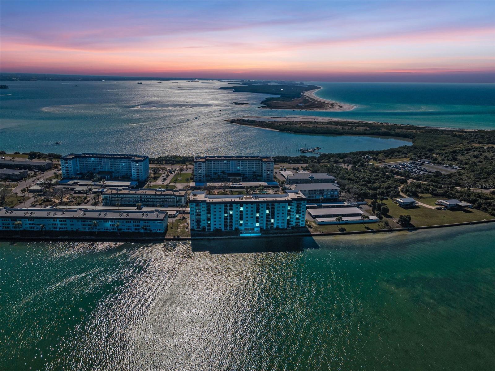 Image 2 of 67 For 9 Haig Place 312