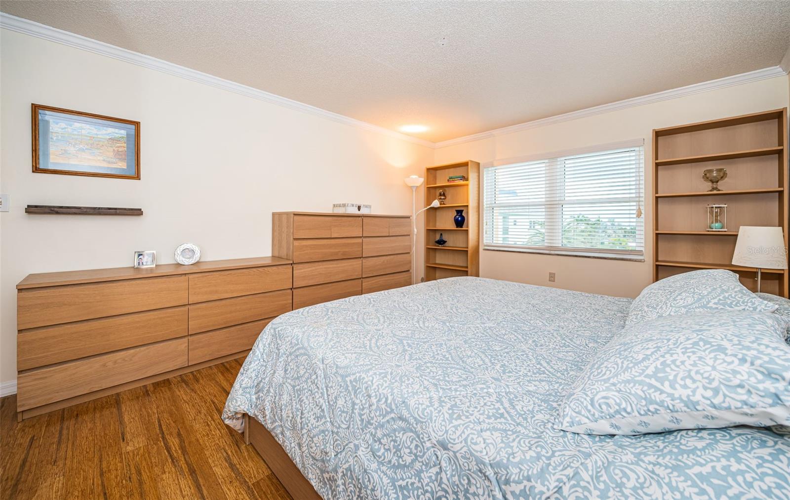 Image 23 of 67 For 9 Haig Place 312