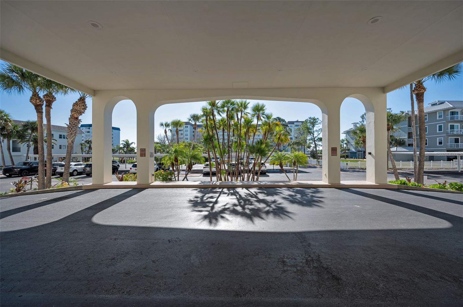 Image 32 of 67 For 9 Haig Place 312