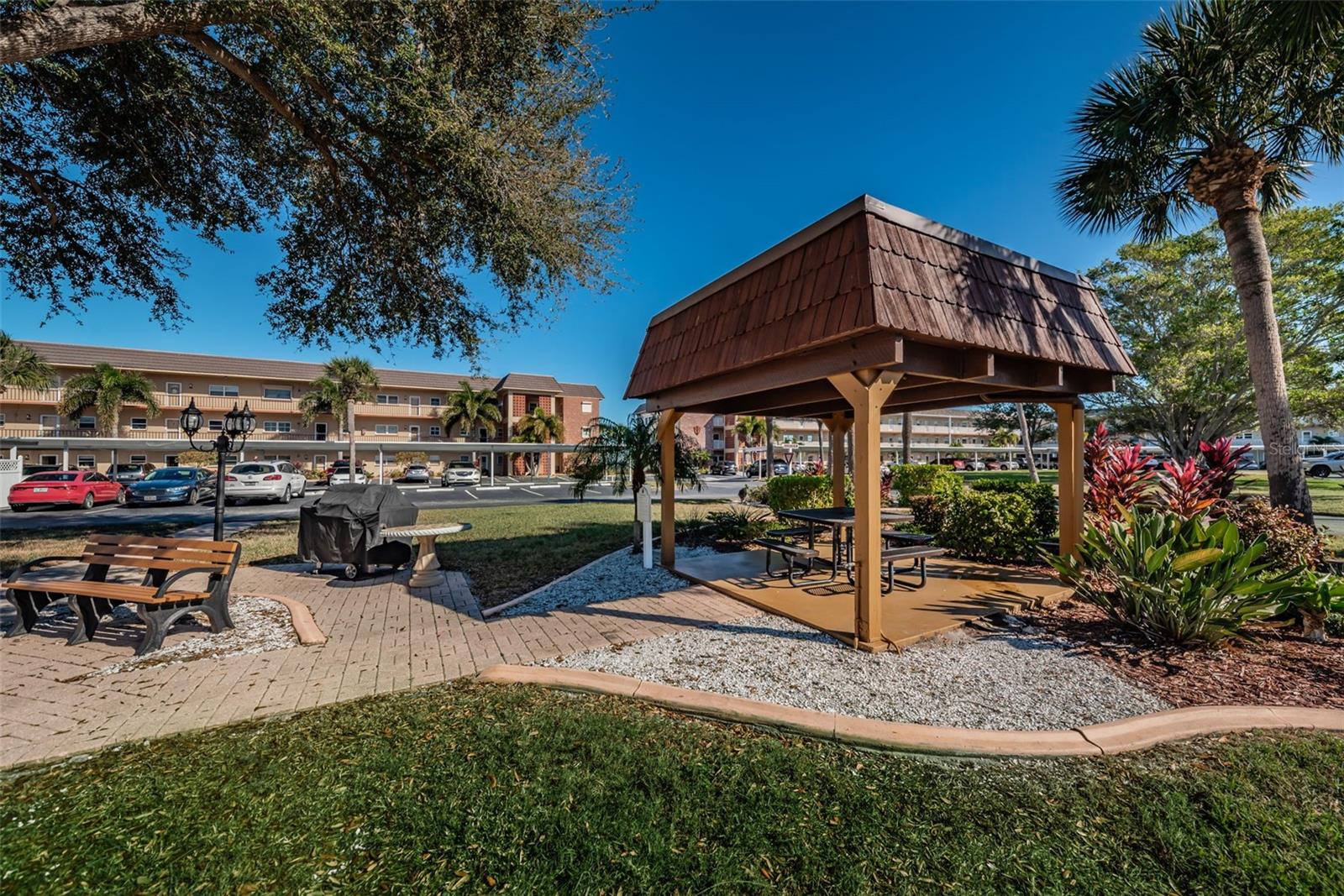 Image 62 of 67 For 9 Haig Place 312