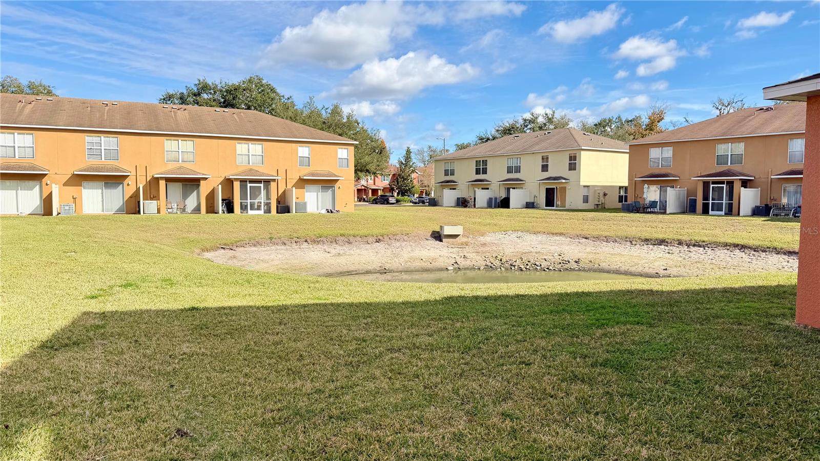 Image 23 of 43 For 6930 Hawthorne Trace Lane