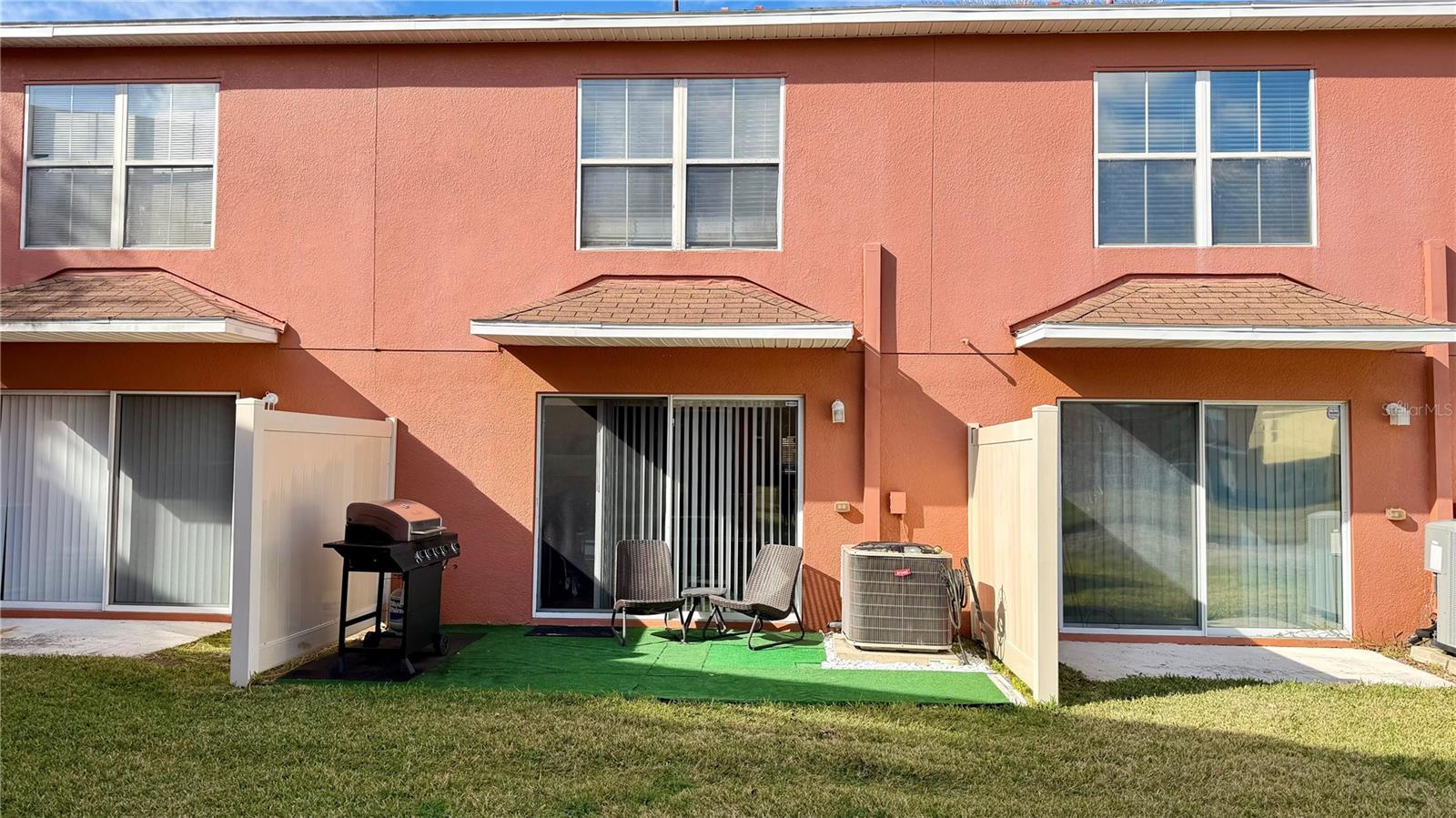 Image 27 of 43 For 6930 Hawthorne Trace Lane