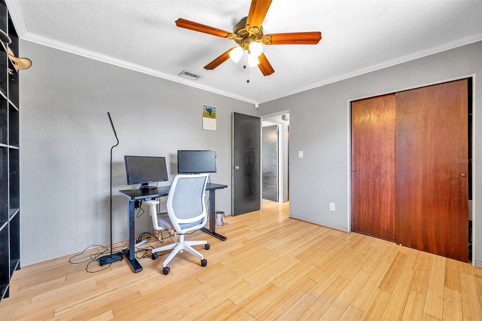 Image 25 of 46 For 2825 60th Street N