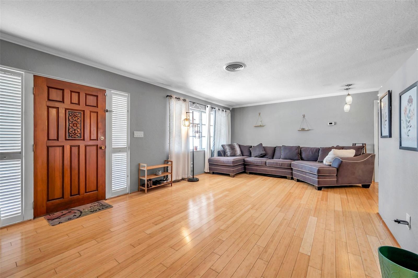 Image 9 of 46 For 2825 60th Street N