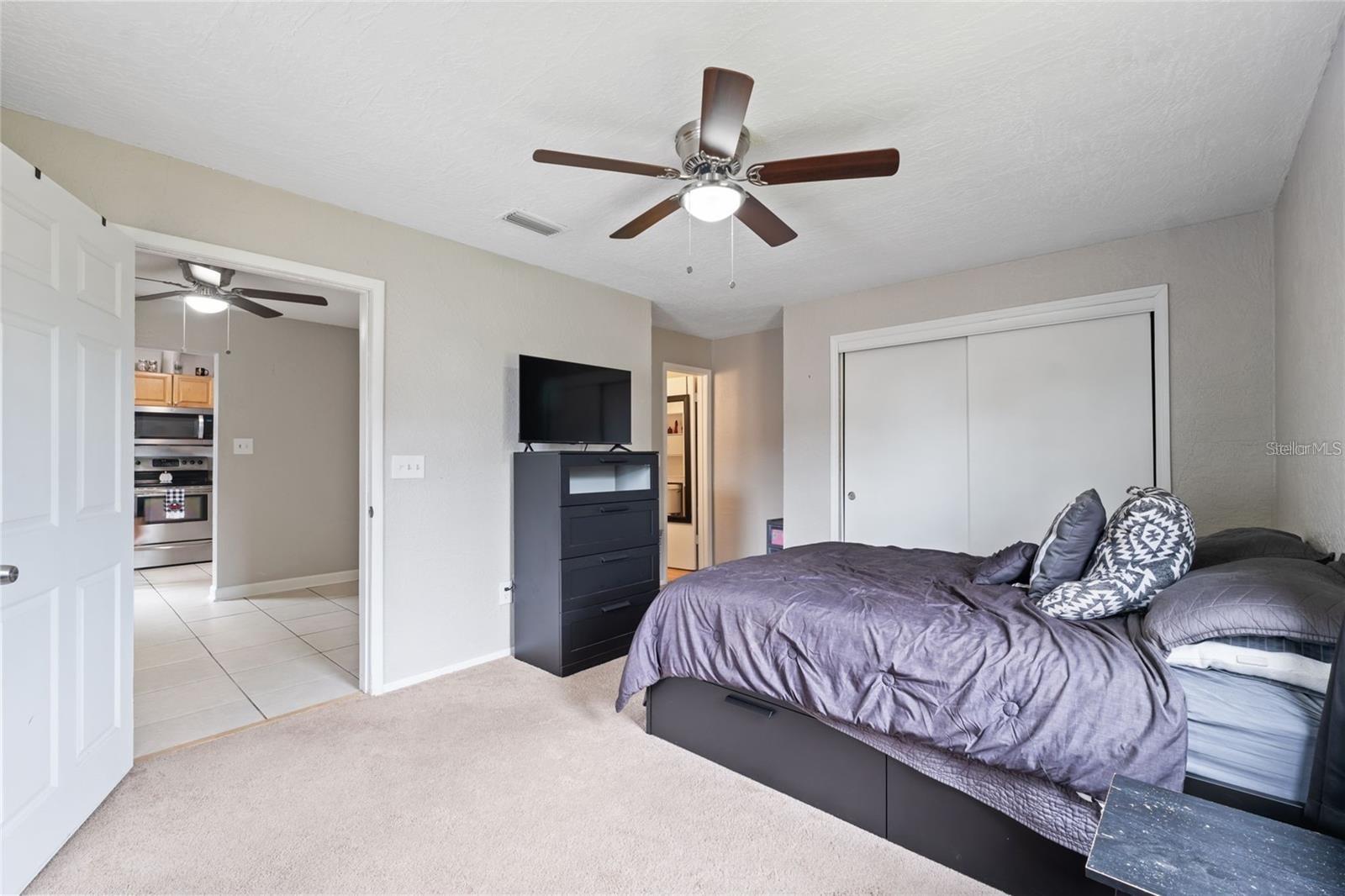 Image 13 of 33 For 3531 6th Avenue S