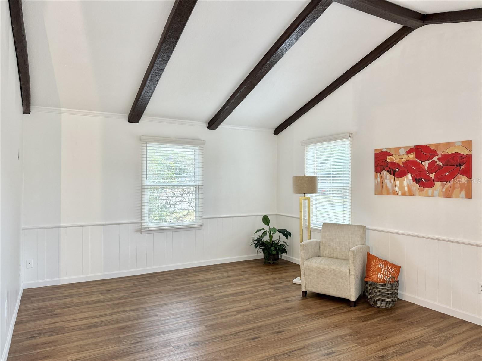 Image 5 of 56 For 509 Falmouth Street