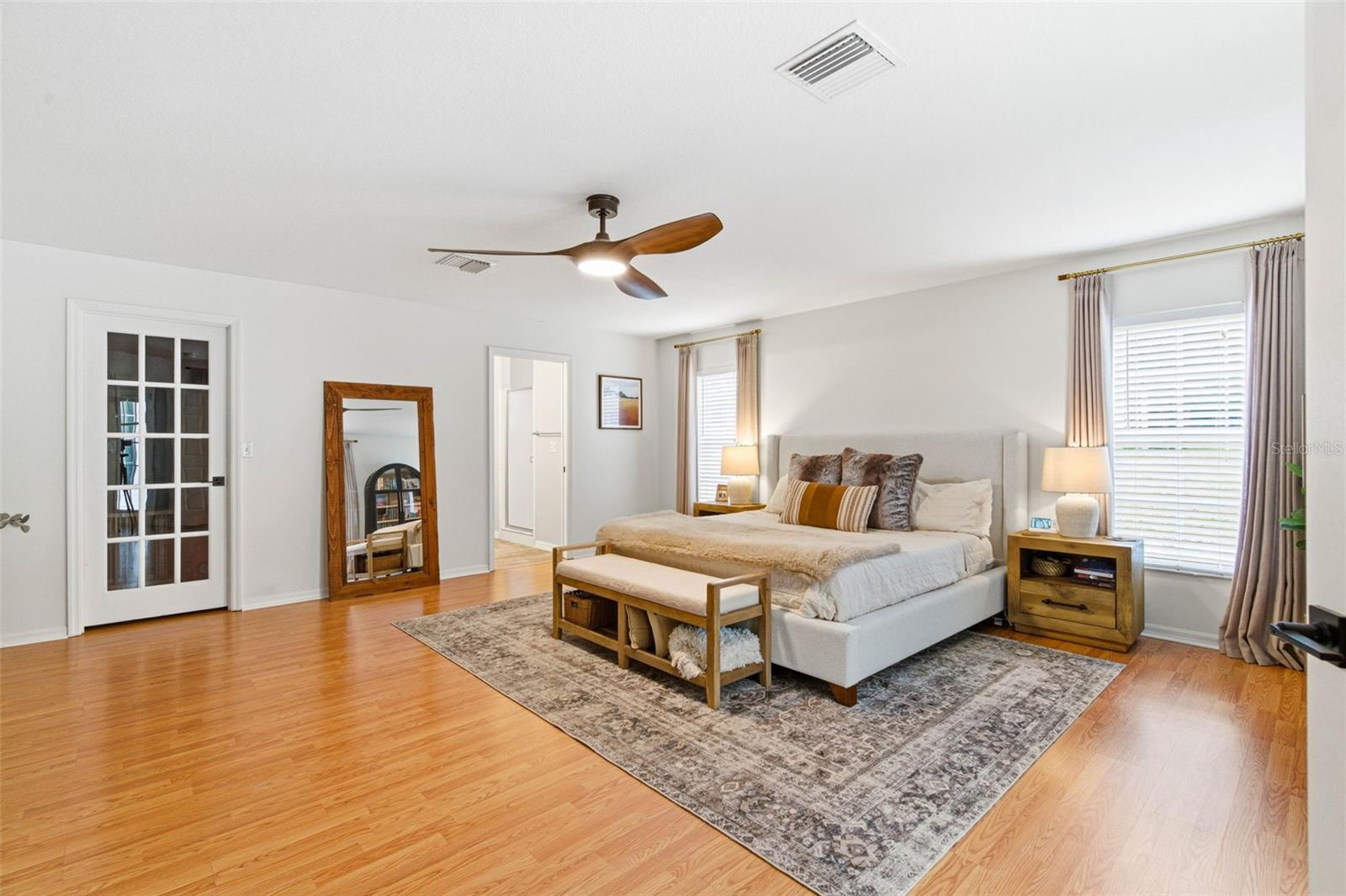 Image 24 of 37 For 37403 Phelps Road