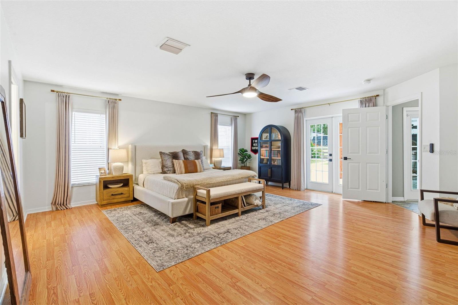 Image 26 of 37 For 37403 Phelps Road