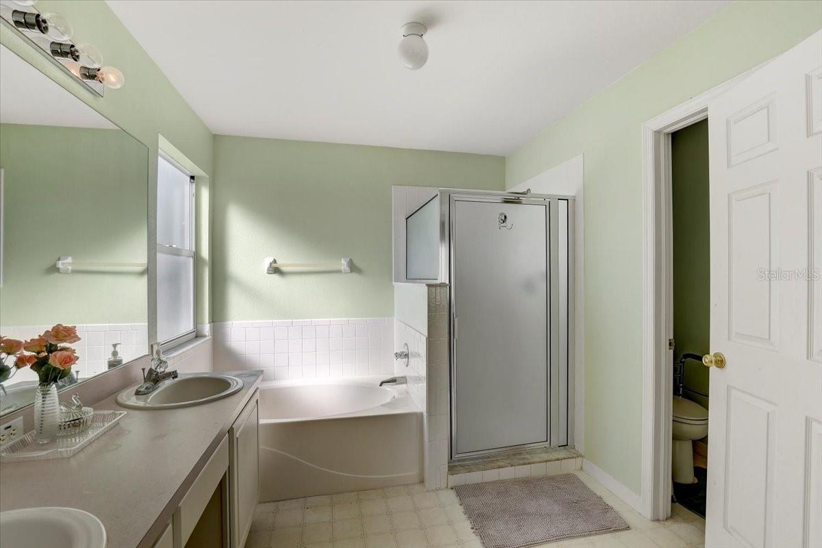 Image 23 of 55 For 12657 Longcrest Drive