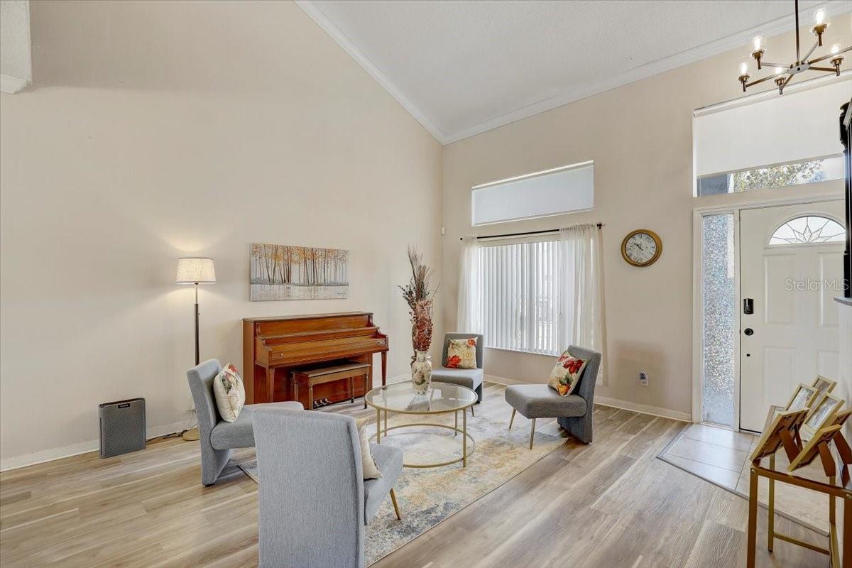 Image 5 of 55 For 12657 Longcrest Drive