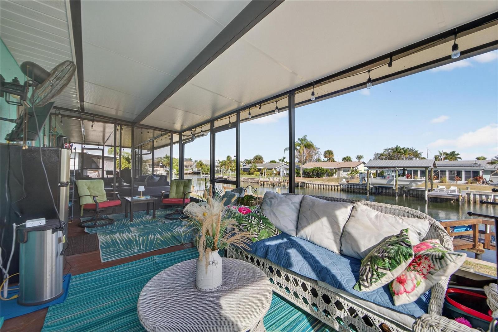 Image 33 of 54 For 1041 Apollo Beach Boulevard A