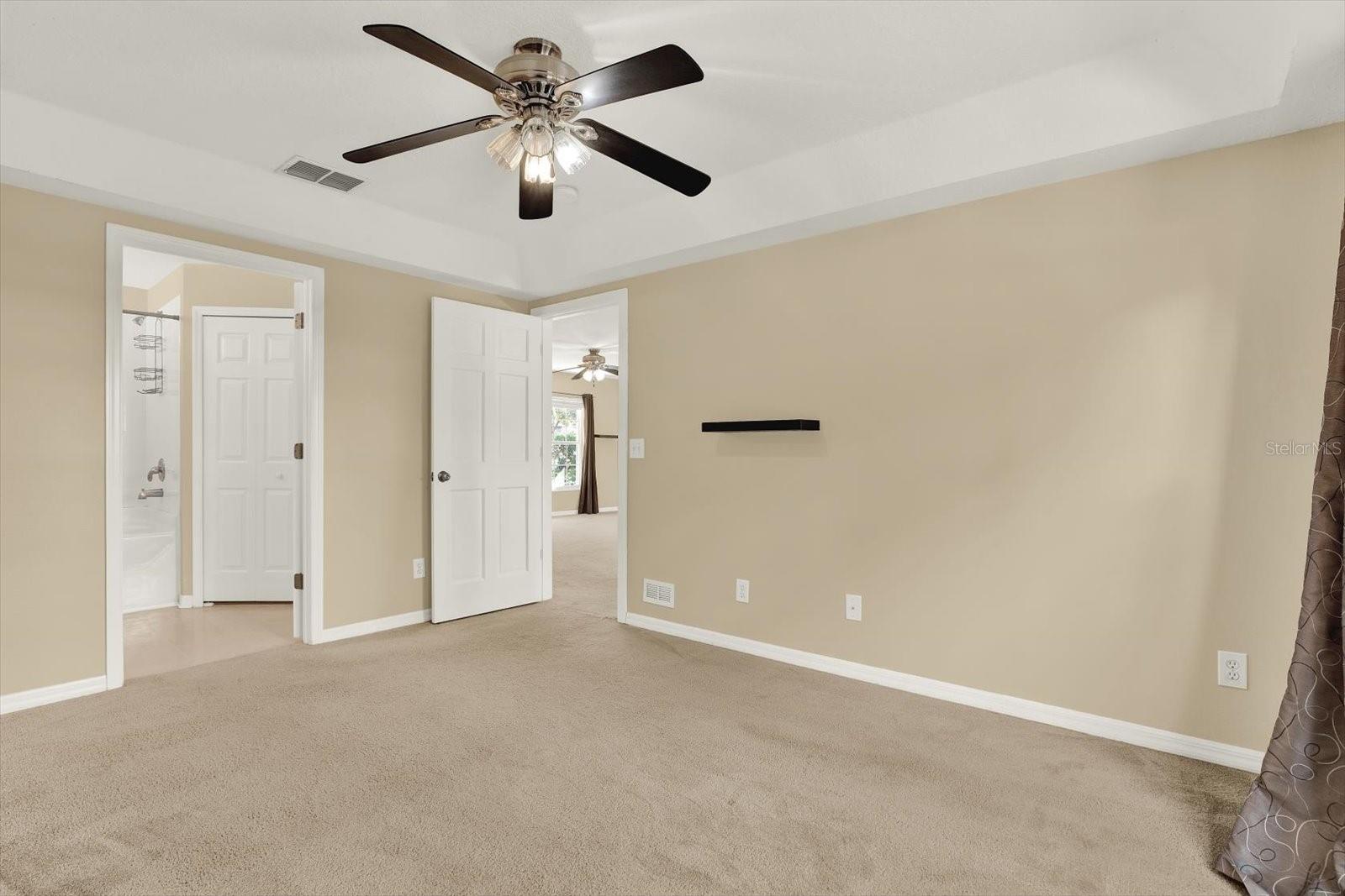 Image 13 of 33 For 15122 Deer Meadow Drive