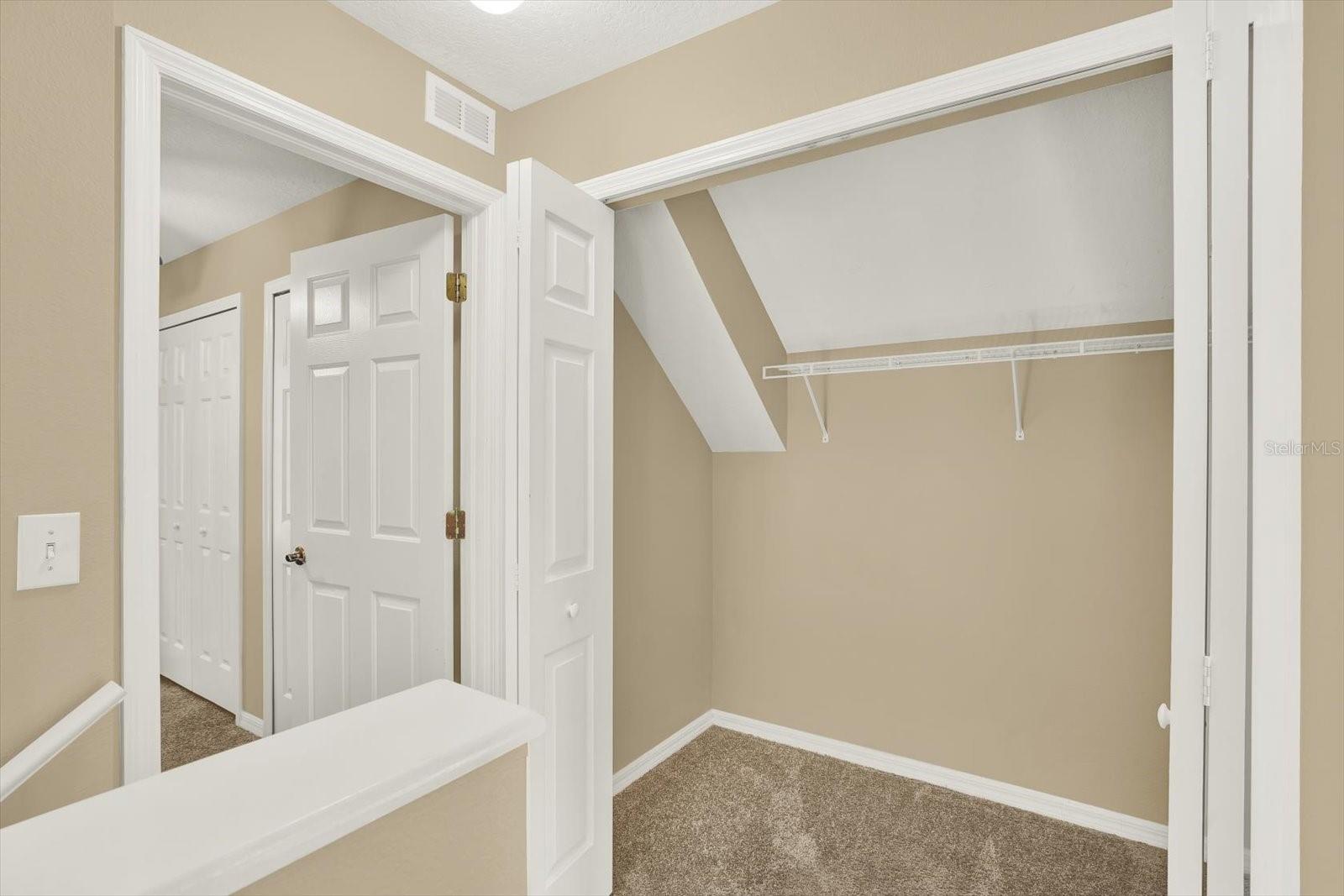 Image 17 of 33 For 15122 Deer Meadow Drive