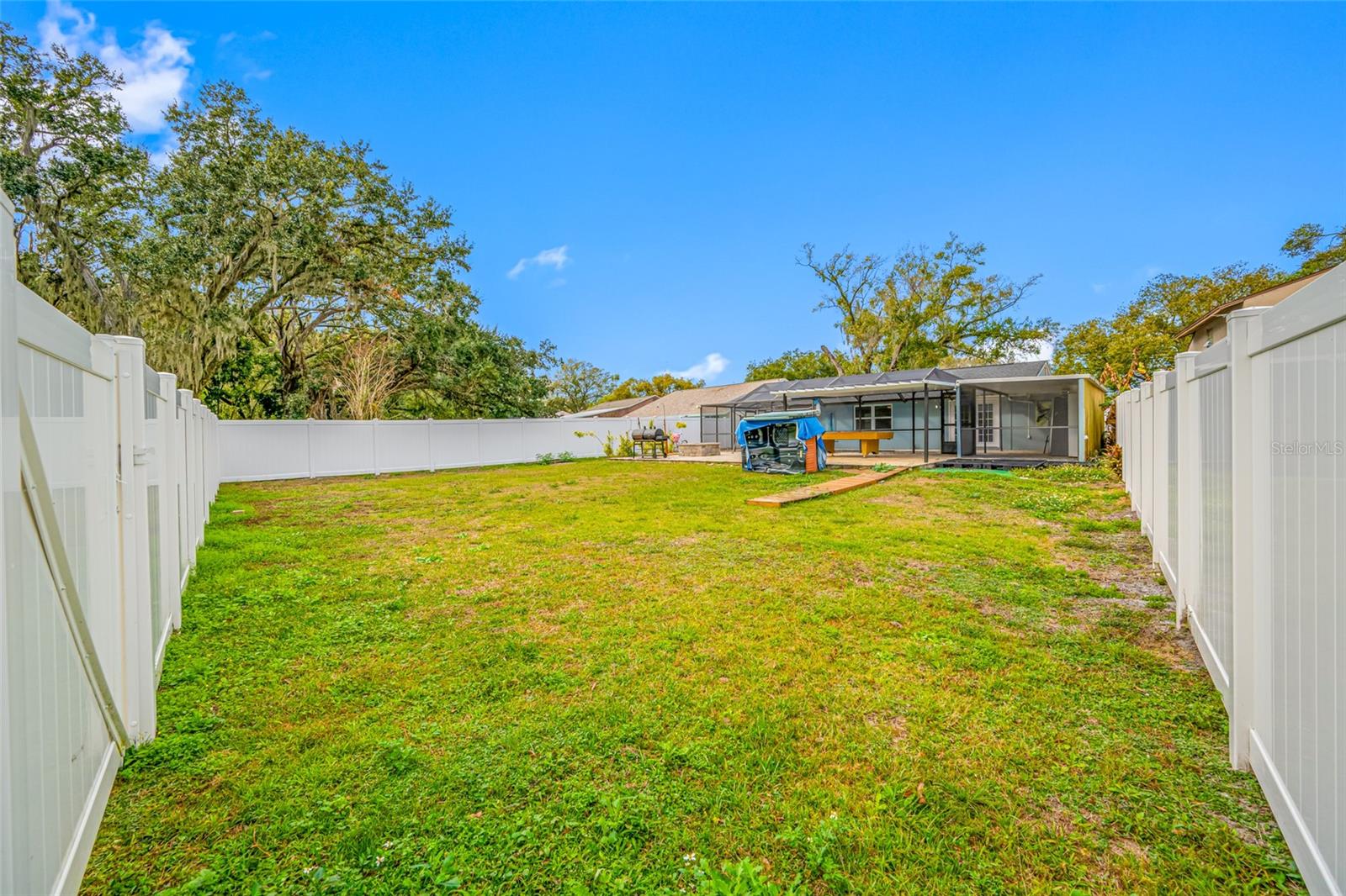 Image 18 of 71 For 2804 Cedaridge Drive