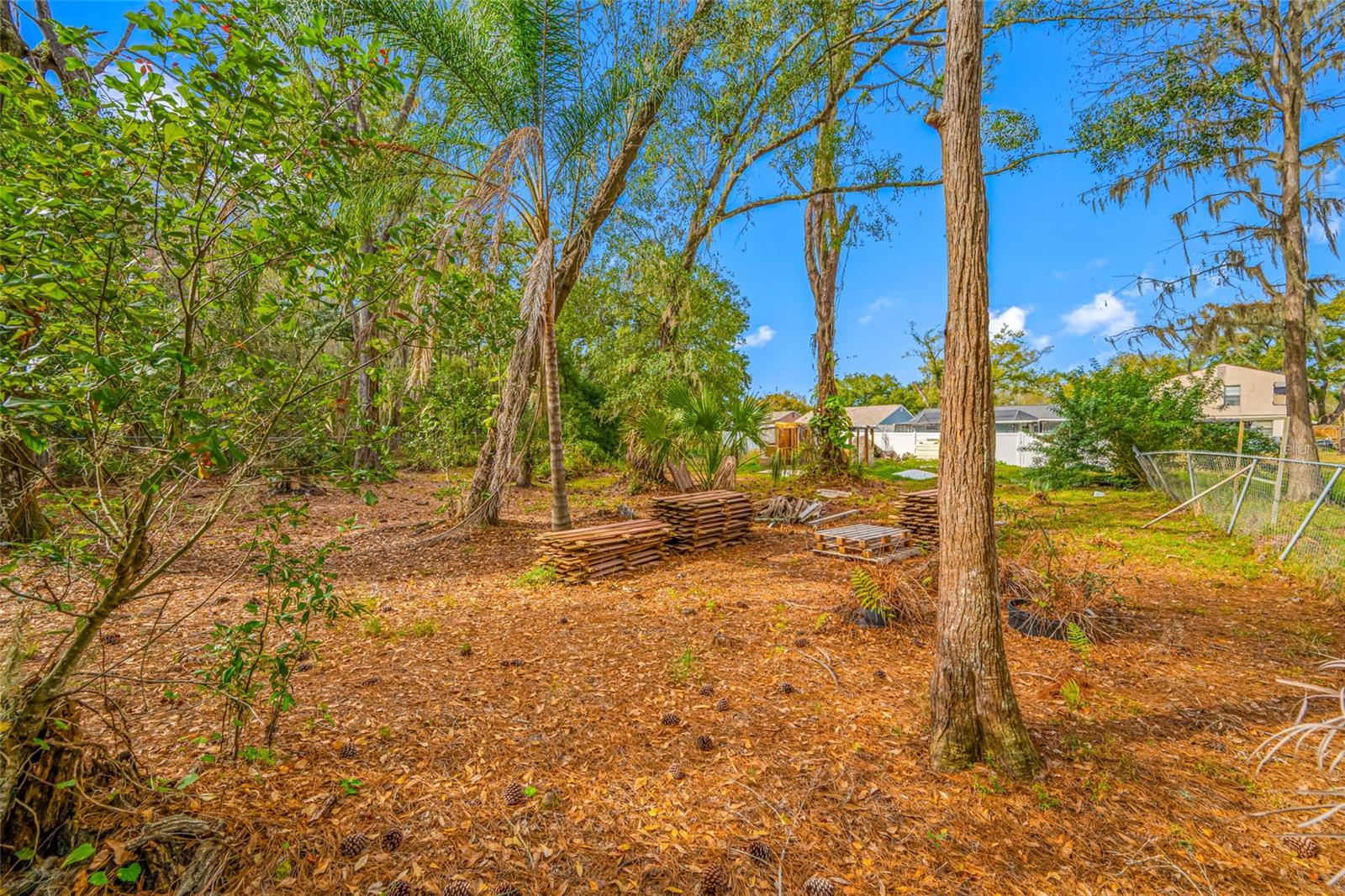 Image 21 of 71 For 2804 Cedaridge Drive