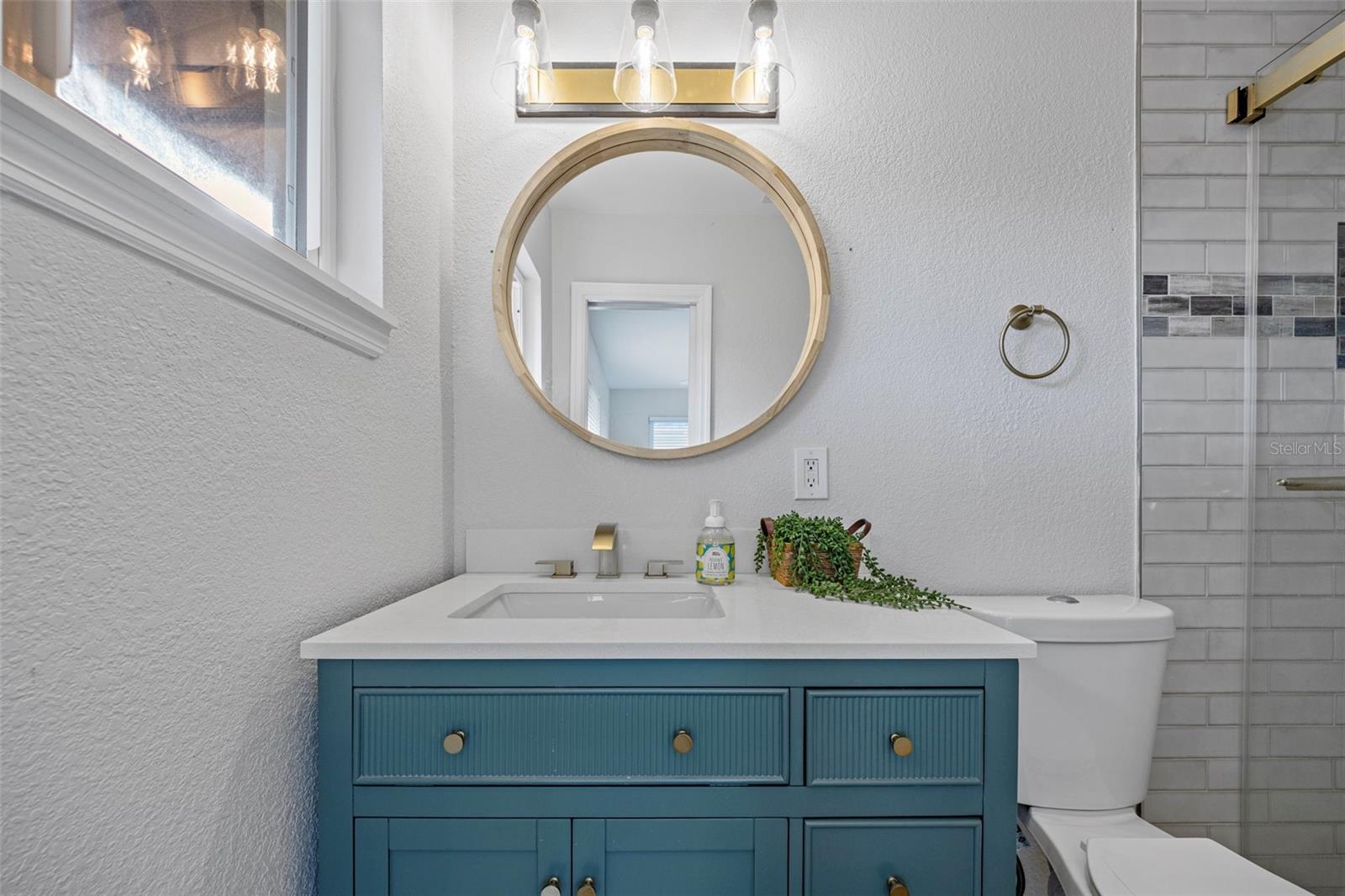 Image 20 of 48 For 248 79th Avenue Ne