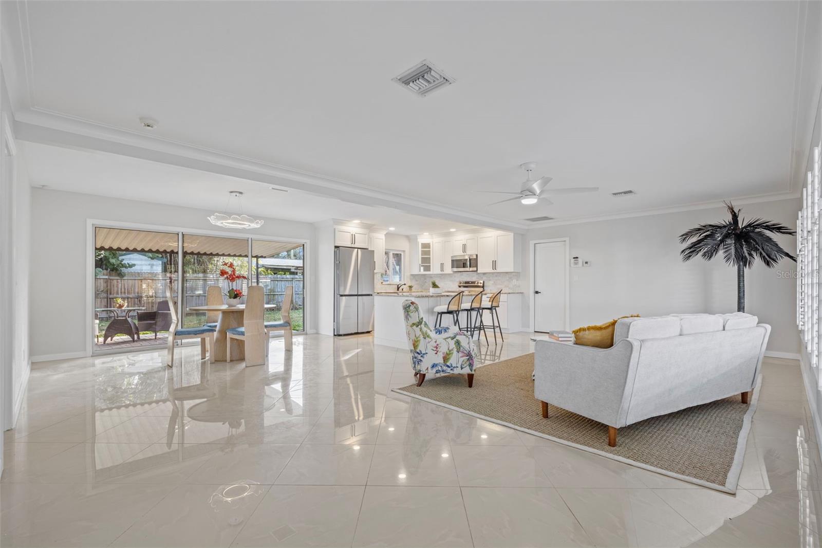 Image 4 of 48 For 248 79th Avenue Ne