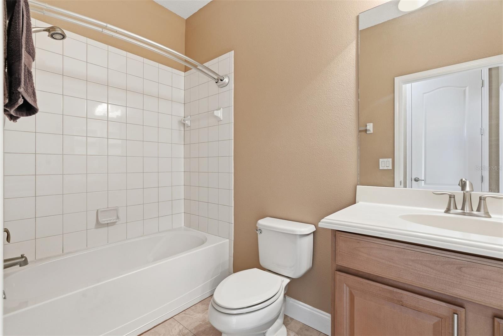 Image 28 of 61 For 10618 Blue Coral Lane