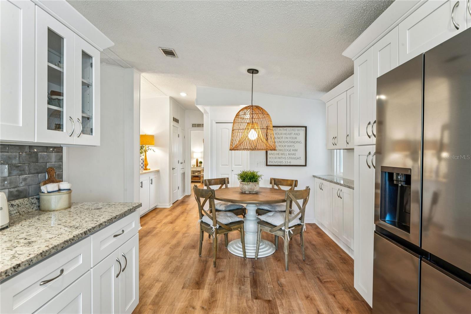 Image 20 of 69 For 15712 Brookridge Boulevard