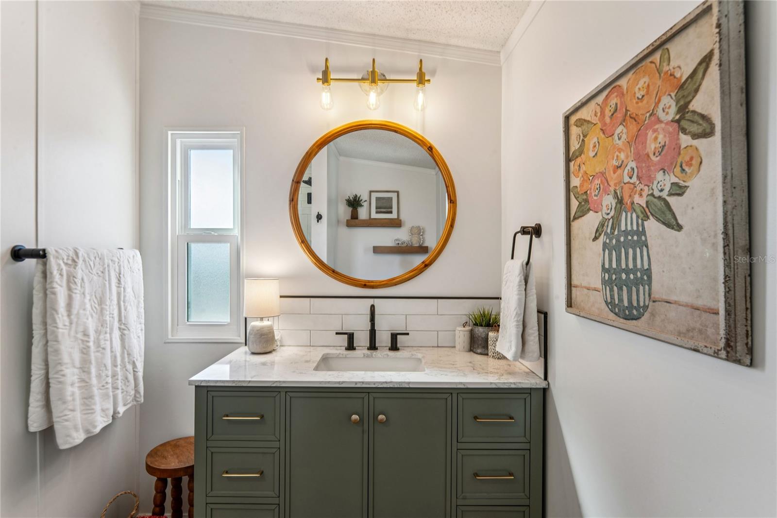 Image 29 of 69 For 15712 Brookridge Boulevard