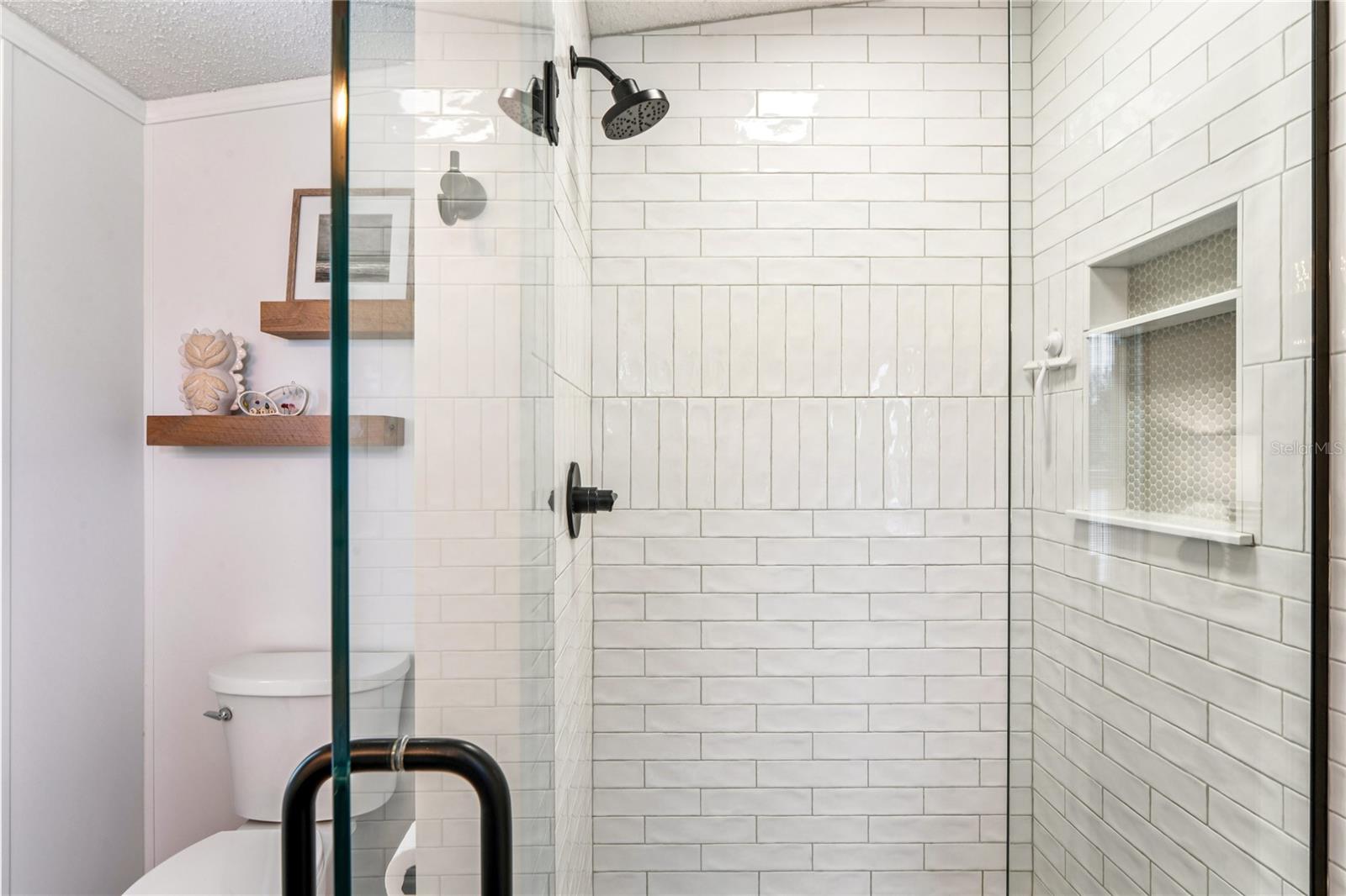 Image 31 of 69 For 15712 Brookridge Boulevard