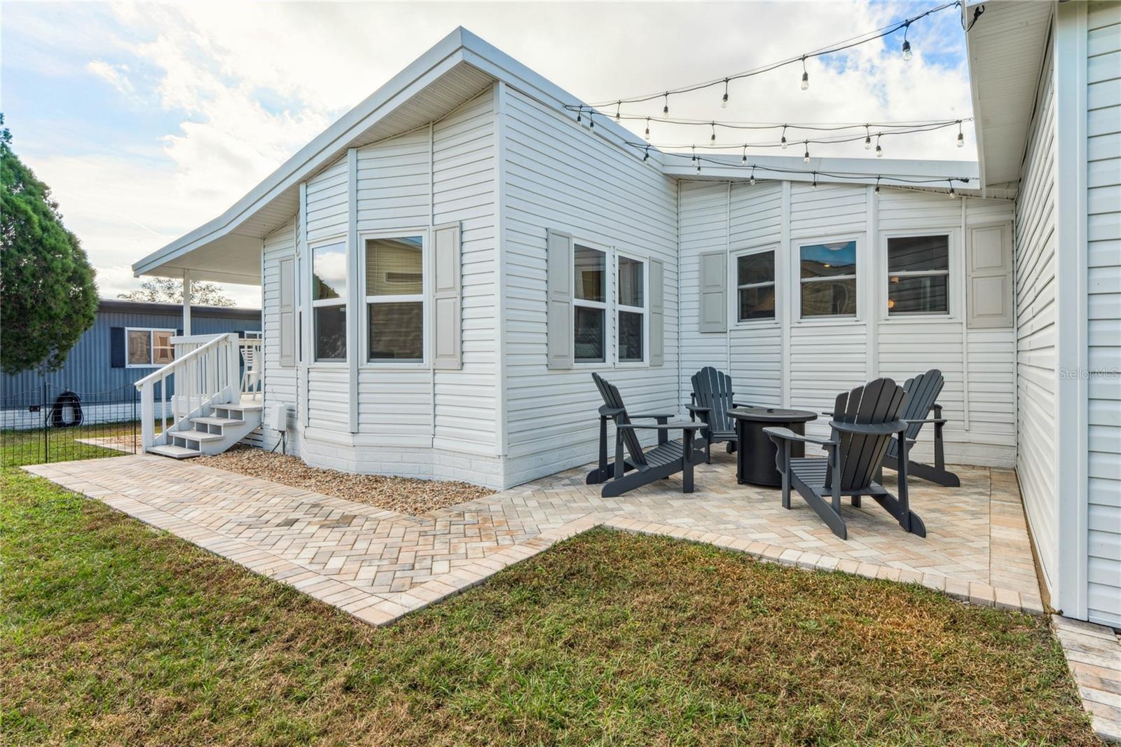 Image 44 of 69 For 15712 Brookridge Boulevard