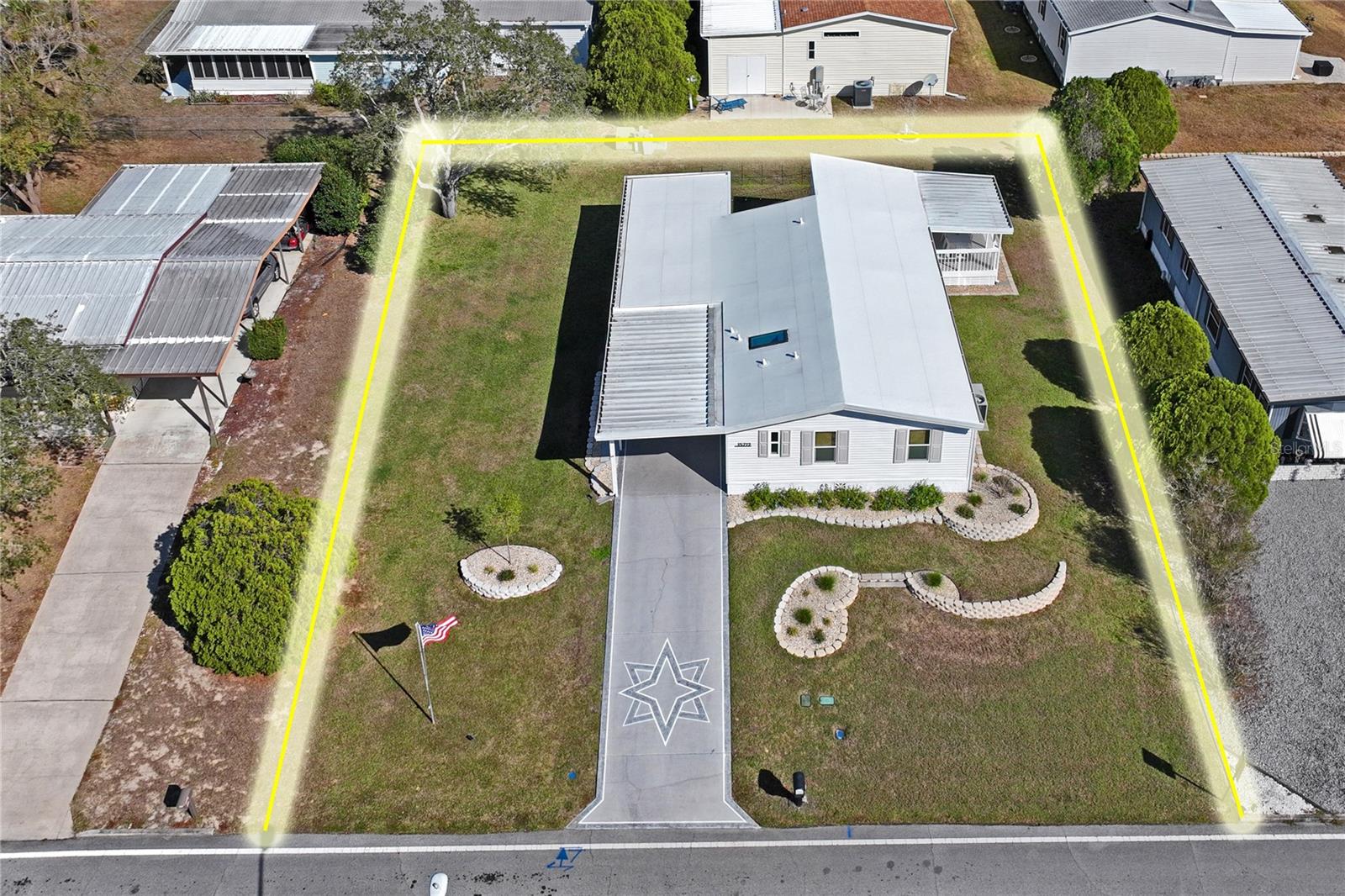 Image 53 of 69 For 15712 Brookridge Boulevard